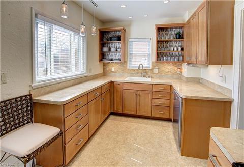 4419 Sheraton Dr, Parma, OH 44134 photo 13
