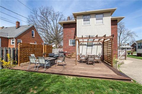 4419 Sheraton Dr, Parma, OH 44134 photo 3