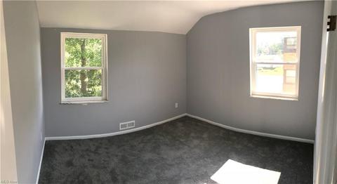 6463 Ridge Rd, Parma, OH 44129 photo 18