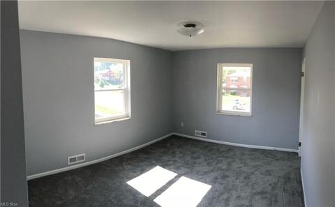 6463 Ridge Rd, Parma, OH 44129 photo 17