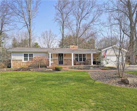 2015 Echo Rd, Stow, OH 44224 photo 2