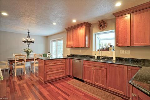 2015 Echo Rd, Stow, OH 44224 photo 10