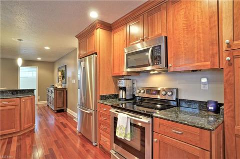 2015 Echo Rd, Stow, OH 44224 photo 11
