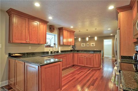 2015 Echo Rd, Stow, OH 44224 photo 9