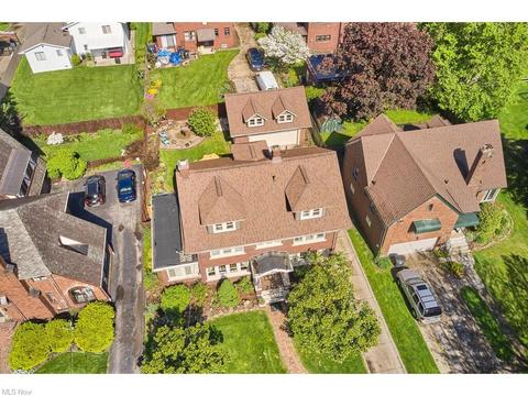 1266 N Howard St, Akron, OH 44310 photo 3