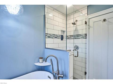 1266 N Howard St, Akron, OH 44310 photo 17