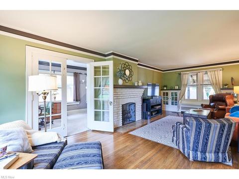 1266 N Howard St, Akron, OH 44310 photo 12