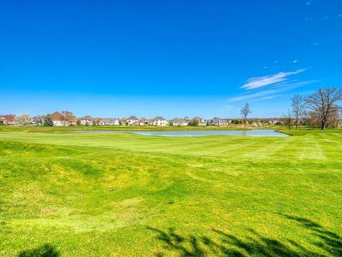 307 Garfield Dr, Lagrange, OH 44050 photo 2