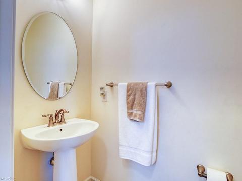 307 Garfield Dr, Lagrange, OH 44050 photo 7