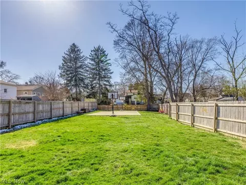 596 Mohawk Ave, Akron, OH 44305 photo 28