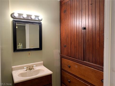 8825 S Main St, Windham, OH 44288 photo 14