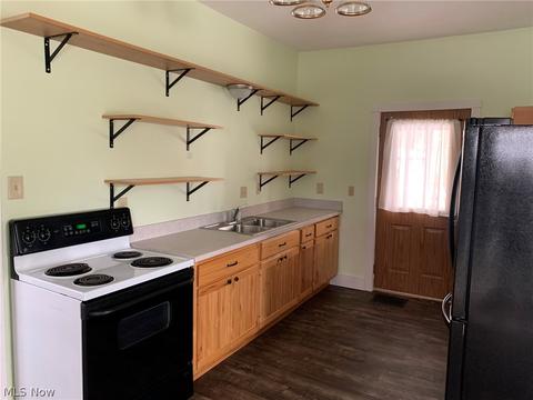 8825 S Main St, Windham, OH 44288 photo 12