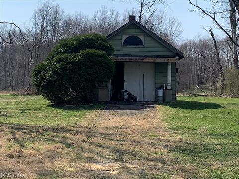 8825 S Main St, Windham, OH 44288 photo 25