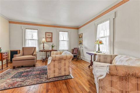 37911 Barber Ave, Willoughby, OH 44094 photo 5