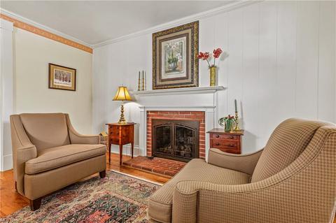 37911 Barber Ave, Willoughby, OH 44094 photo 6