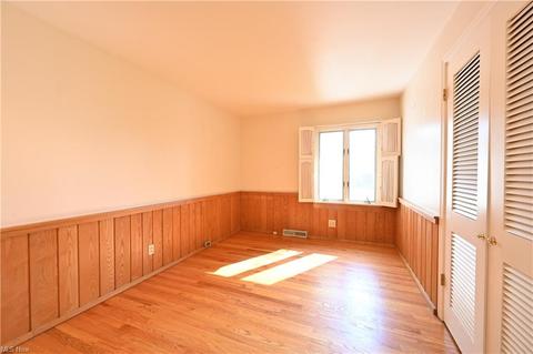 807 Washington Ave, Elyria, OH 44035 photo 19