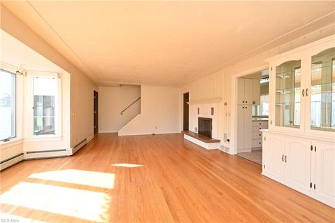 807 Washington Ave, Elyria, OH 44035 photo 7