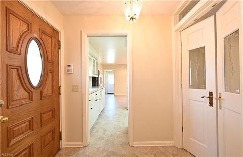 807 Washington Ave, Elyria, OH 44035 photo 4