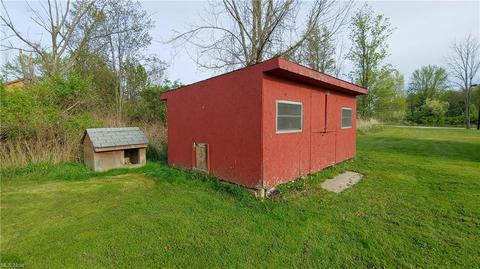 8246 Nichols Rd, Windham, OH 44288 photo 6