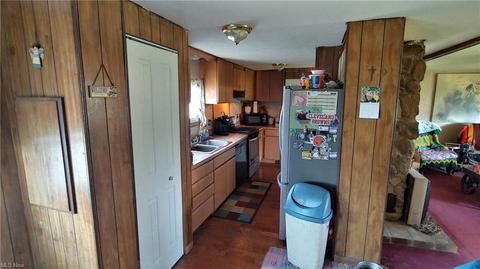 8246 Nichols Rd, Windham, OH 44288 photo 11