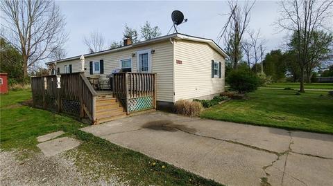 8246 Nichols Rd, Windham, OH 44288 photo 2