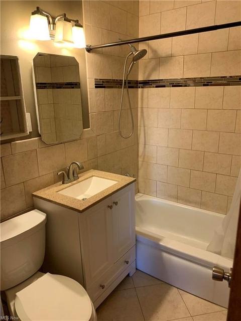 29954 Halifax St, Wickliffe, OH 44092 photo 6