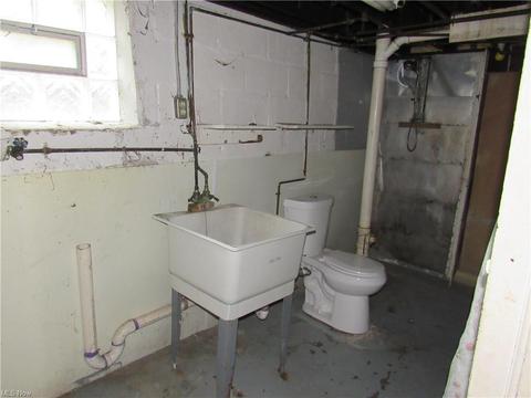 117 E 30th St, Lorain, OH 44055 photo 16