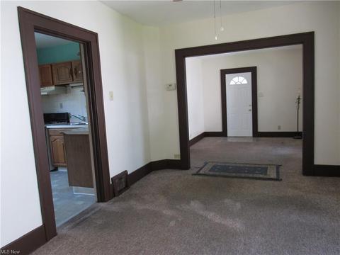 117 E 30th St, Lorain, OH 44055 photo 5