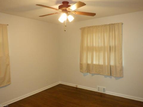 3103 Stanfield Dr, Parma, OH 44134 photo 13