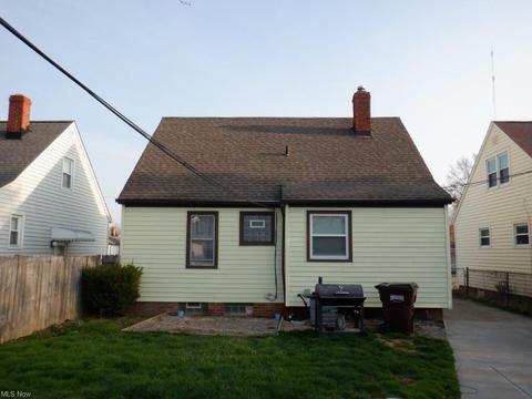 3103 Stanfield Dr, Parma, OH 44134 photo 3
