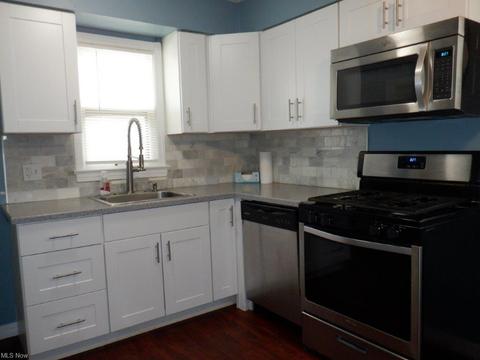3103 Stanfield Dr, Parma, OH 44134 photo 6