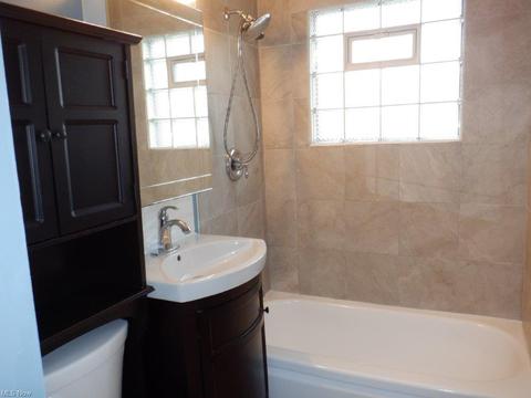 3103 Stanfield Dr, Parma, OH 44134 photo 11