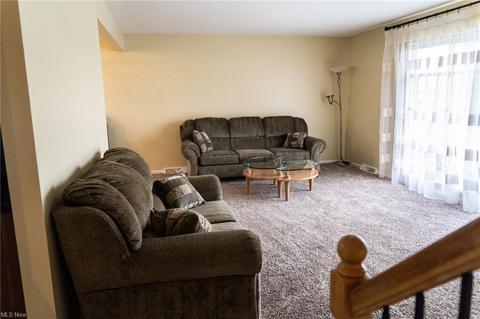 5347 Regency Dr, Parma, OH 44129 photo 15