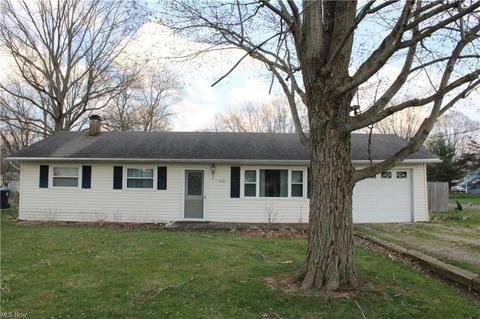 4210 Sabin Dr, Rootstown, OH 44272 photo 2