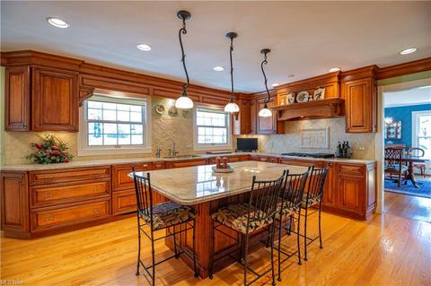 229 Overbrook Rd, Elyria, OH 44035 photo 11
