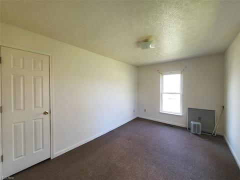 8982 N Main St, Windham, OH 44288 photo 8