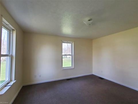 8982 N Main St, Windham, OH 44288 photo 5