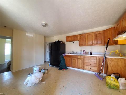 8982 N Main St, Windham, OH 44288 photo 11
