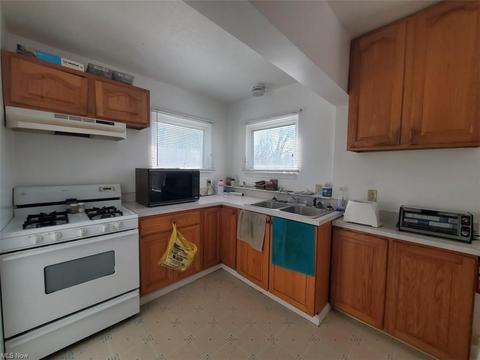 8982 N Main St, Windham, OH 44288 photo 15