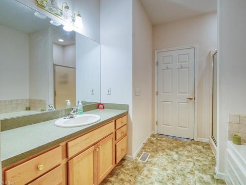 101 Arrow Ct, Elyria, OH 44035 photo 17