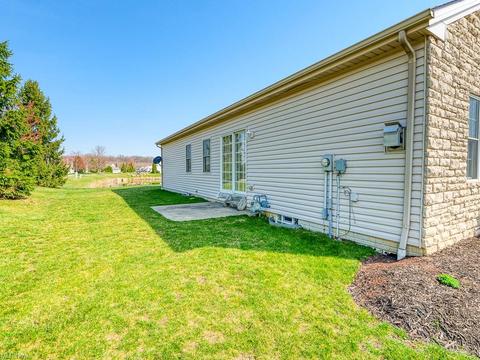 101 Arrow Ct, Elyria, OH 44035 photo 32