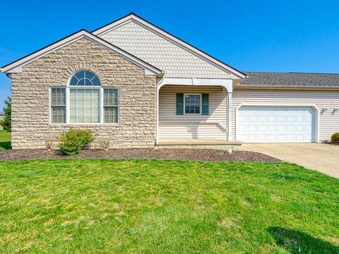 101 Arrow Ct, Elyria, OH 44035 photo 1