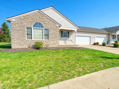 101 Arrow Ct, Elyria, OH 44035 photo 3