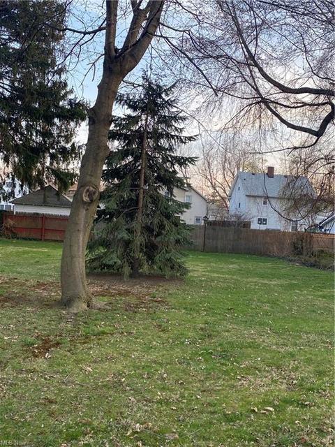 1832 Walnut Blvd, Ashtabula, OH 44004 photo 5