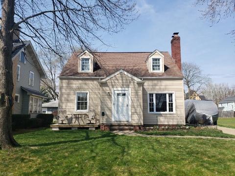 135 Montrose Ave NW, Canton, OH 44708 photo 1