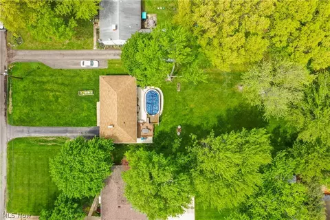10057 Rosemere St, Elyria, OH 44035 photo 31