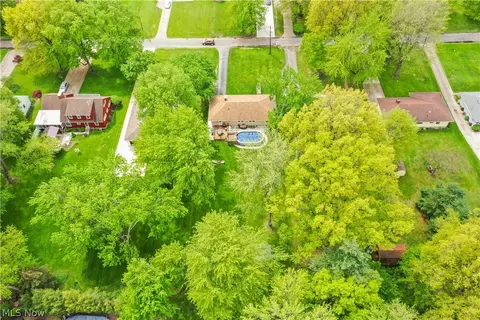 10057 Rosemere St, Elyria, OH 44035 photo 32