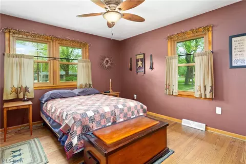 10057 Rosemere St, Elyria, OH 44035 photo 16