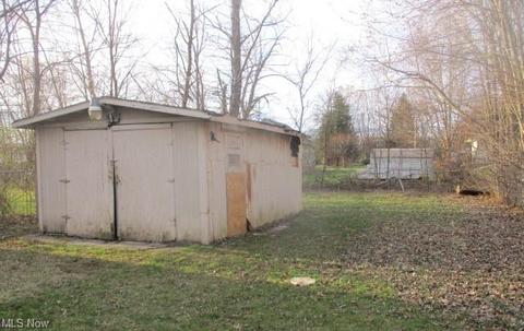 359 Brace Ave, Elyria, OH 44035 photo 7
