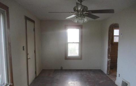 359 Brace Ave, Elyria, OH 44035 photo 8